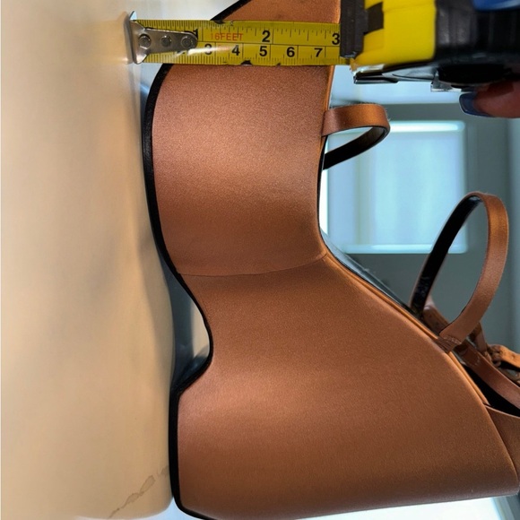 Versace shoes - Picture 2 of 9